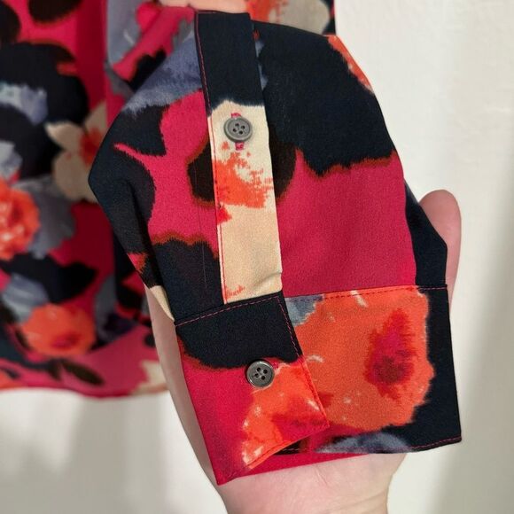 J. Crew Floral popover henley blouse, raspberry floral pattern, size XXS - Picture 4 of 7